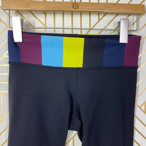 LULULEMON Journey Crops in Black Pow Stripe Split‎ Pea Size US 4 - Picture 3 of 11